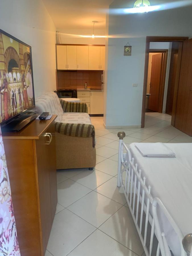 Caramel Sun Studios Apts Saranda Kültér fotó